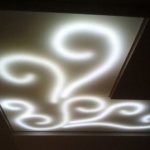 Подсветка на потолке